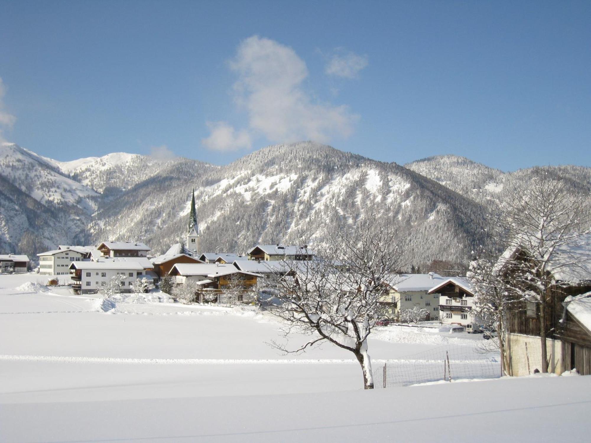 Hotel Neuwirt Brandenberg Exterior photo